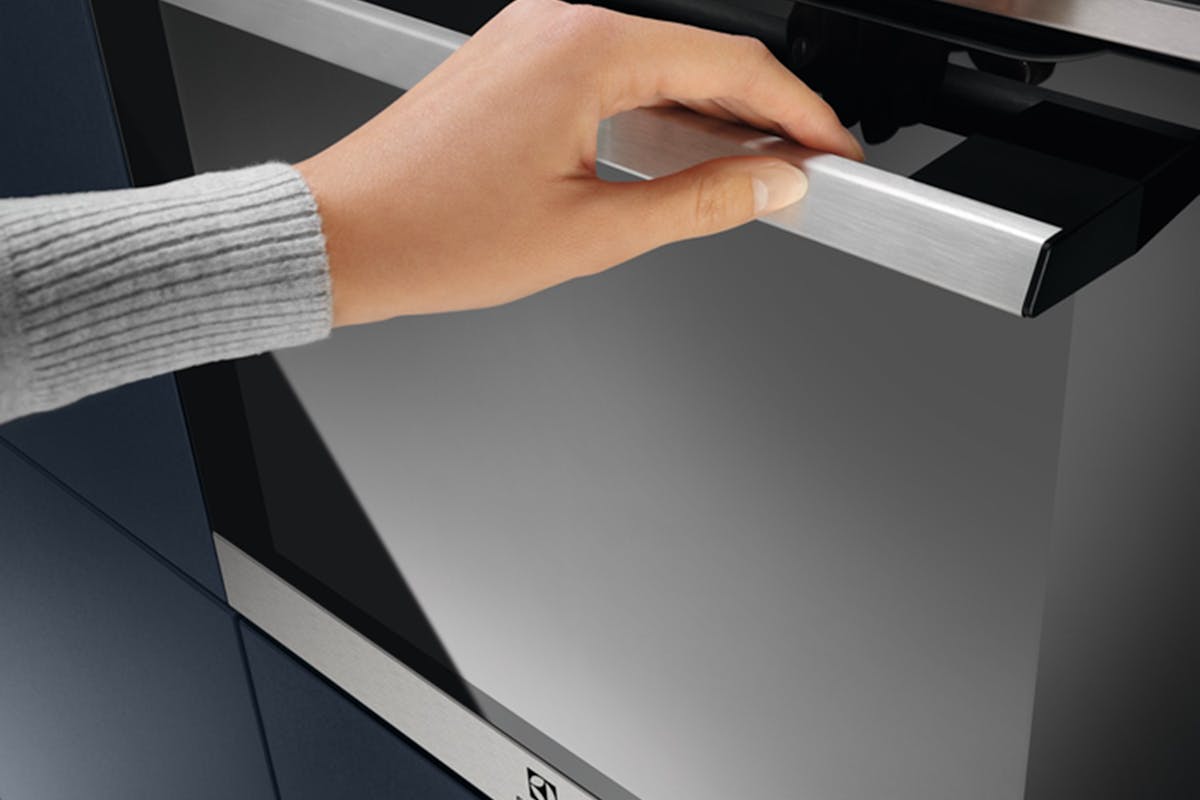 Electrolux Built in Single Oven | EOF6P46X-4