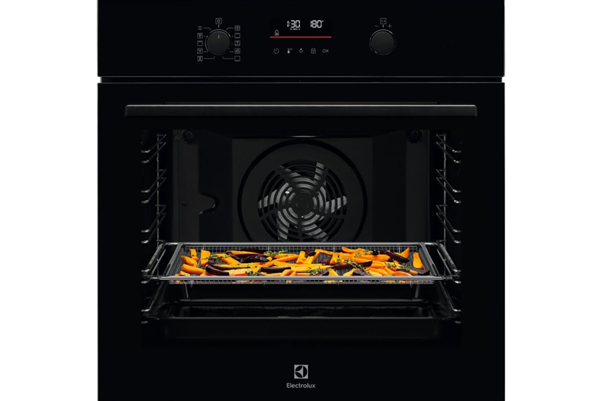 Electrolux Built-in Electric Pyrolytic Oven | EOM6P46K