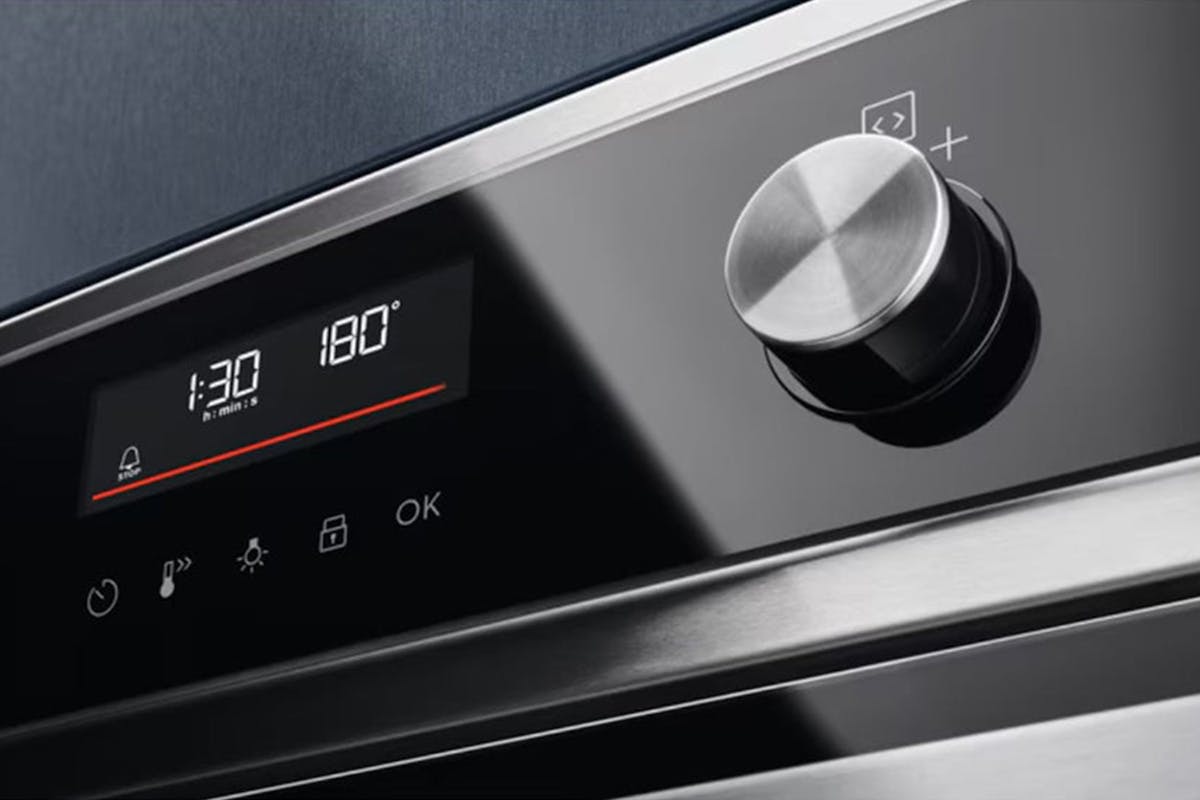 Electrolux Built-in Electric Single Oven | EOM6P46X-3
