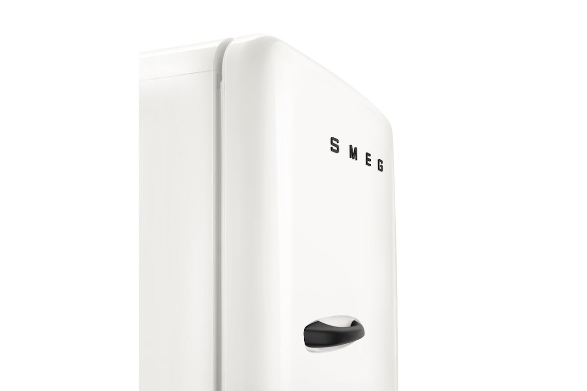 Smeg 50's Style Porsche Freestanding Fridge | FAB28RDPCW6 | Carrara White-3