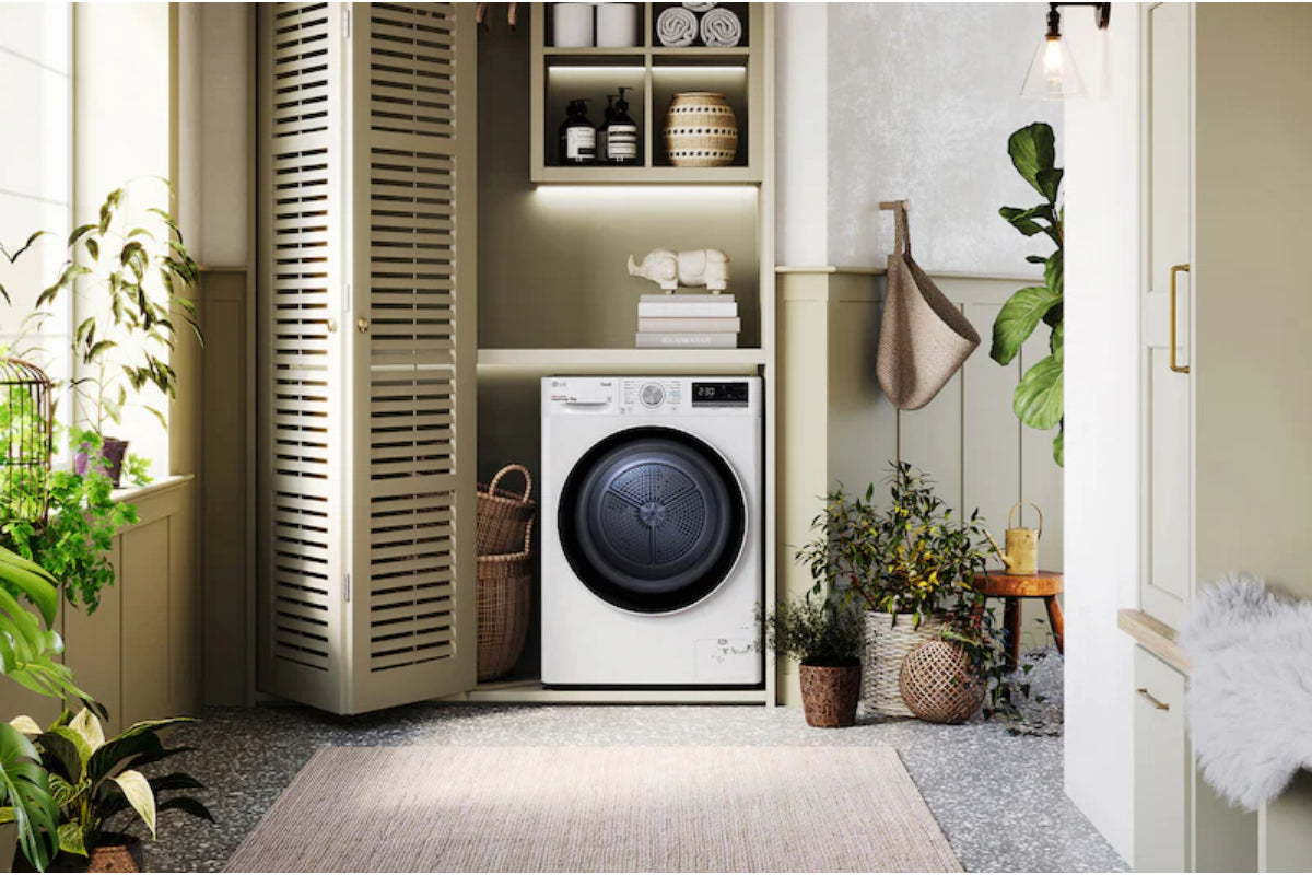 LG Series 4 9kg Dual Inverter Heat Pump Tumble Dryer | FDV709W-2