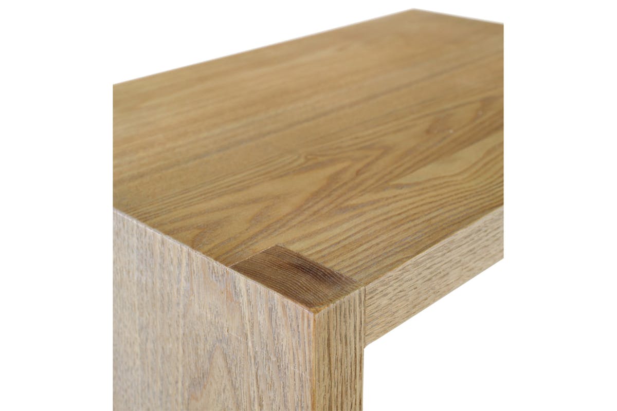 Flavia Drinks Table-5
