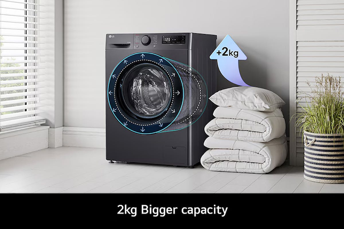 LG Series 4 10kg Washer / 6kg Dryer Freestanding Washer Dryer | FWY706GBTN1-6