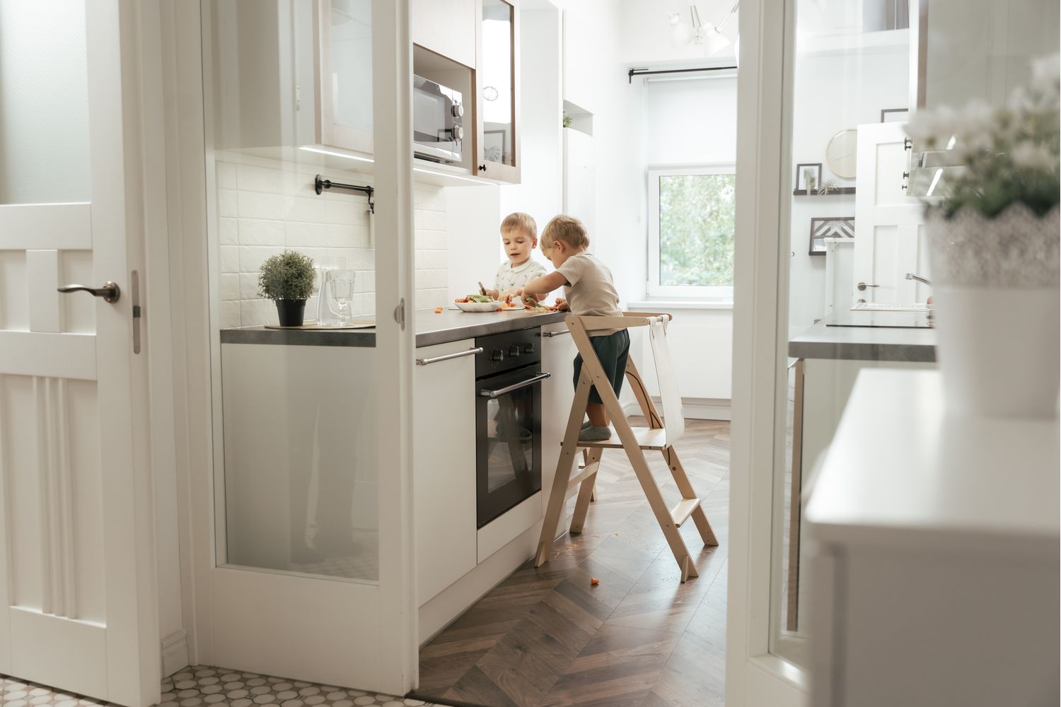 Ette Tete Foldable Helper Tower Stepnfold White | Helper Tower | Wood | Adjustable Height-2
