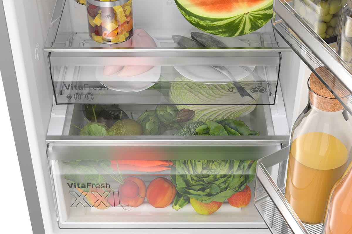 Bosch Series 4 Freestanding Fridge Freezer | KGN392LDFG-6