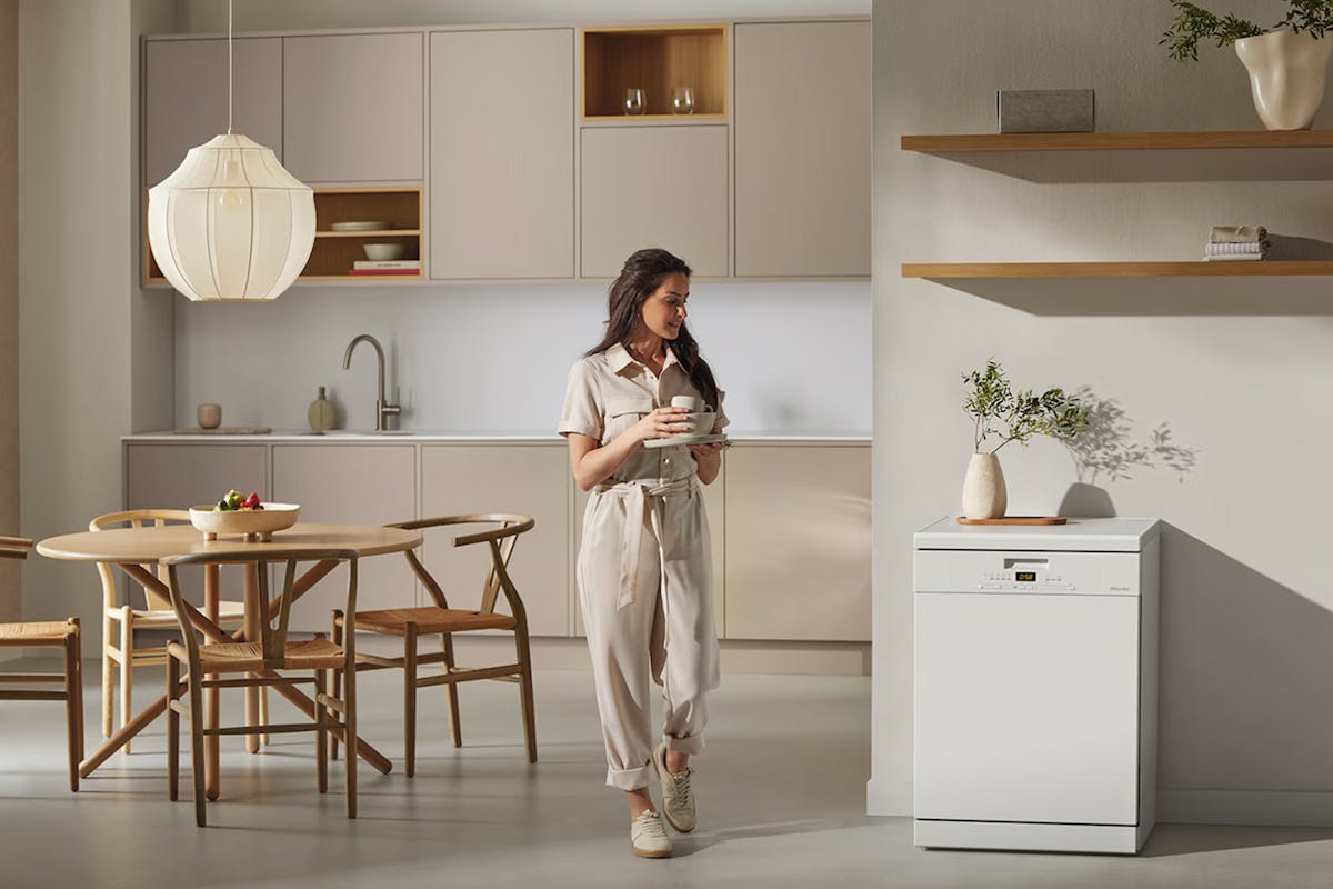 Miele Freestanding Dishwasher | 14 Place | G5611SCWH-2
