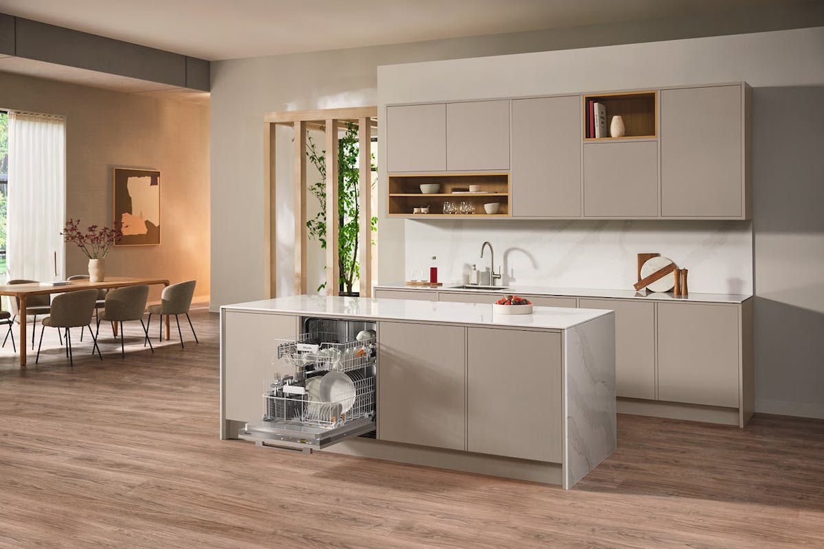 Miele Built-in Dishwasher | 14 Place | G5851SCVI-2