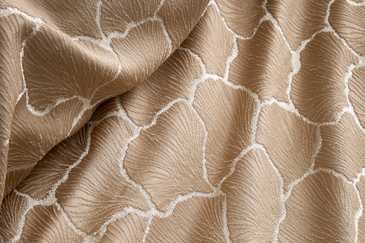 Soiree | Ginko Jacquard Duvet Cover Set | Natural | King-3