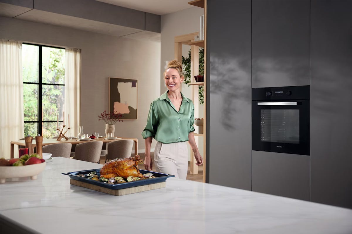 Miele Built-in Electric Single Oven | H2766-1BP125YR-2