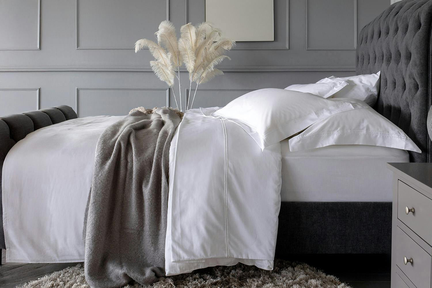 The Linen Room  | Clara Duvet Cover Set | White | Super King