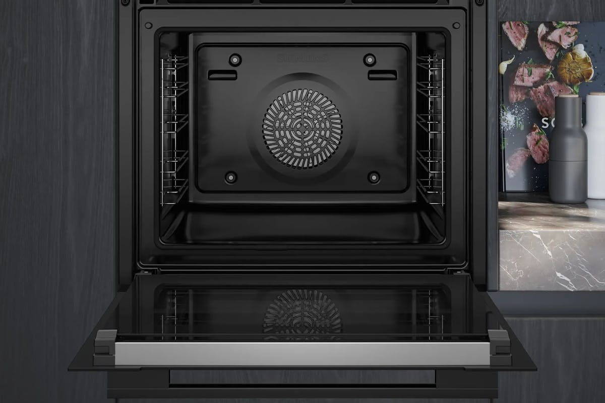 Siemens iQ700 Built-in Single Oven | HB778G3B1B | Black-4