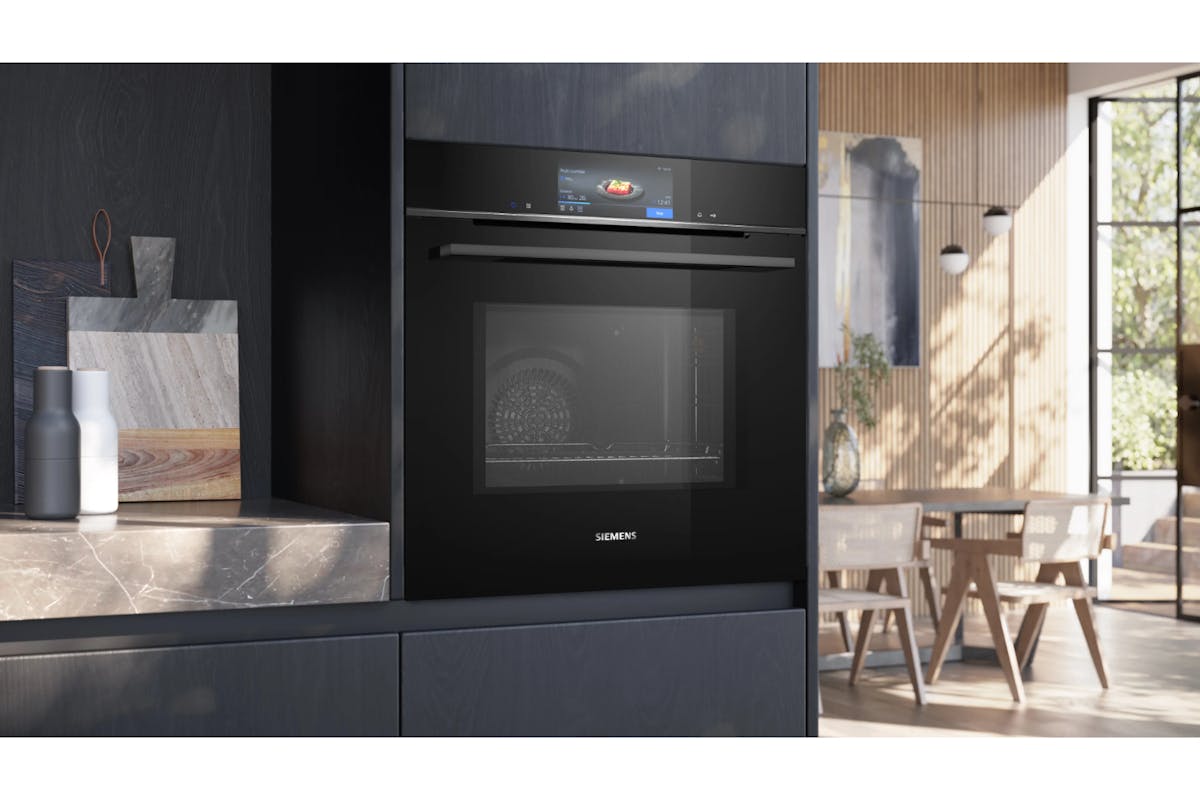 Siemens iQ700 Built-in Single Oven | Black-2