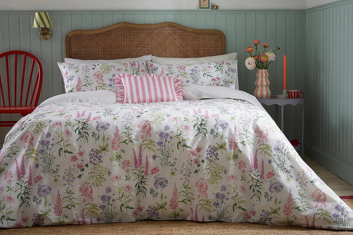 Secrete Garden | Meadow Flower Duvet Cover Set | Multicolour | King