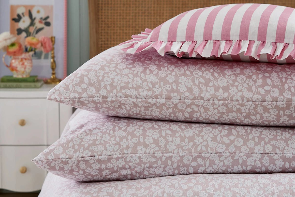 Secrete Garden | Rosebud Brushed Cotton Duvet Cover Set | Pink | Super King-4