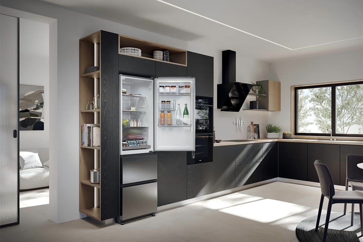 Haier 3D 55 Series Freestanding Fridge Freezer | HTR3518ENMXK-16