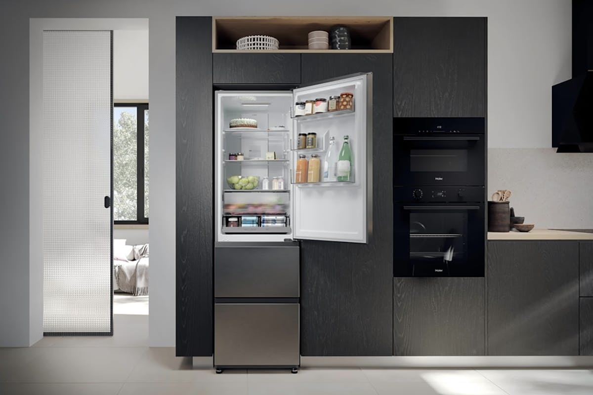 Haier 3D 55 Series Freestanding Fridge Freezer | HTR3518ENMXK-2