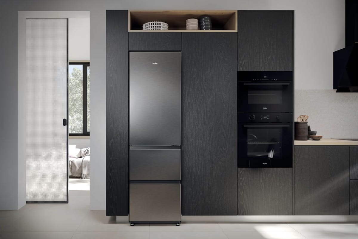 Haier 3D 55 Series Freestanding Fridge Freezer | HTR3518ENMXK-10