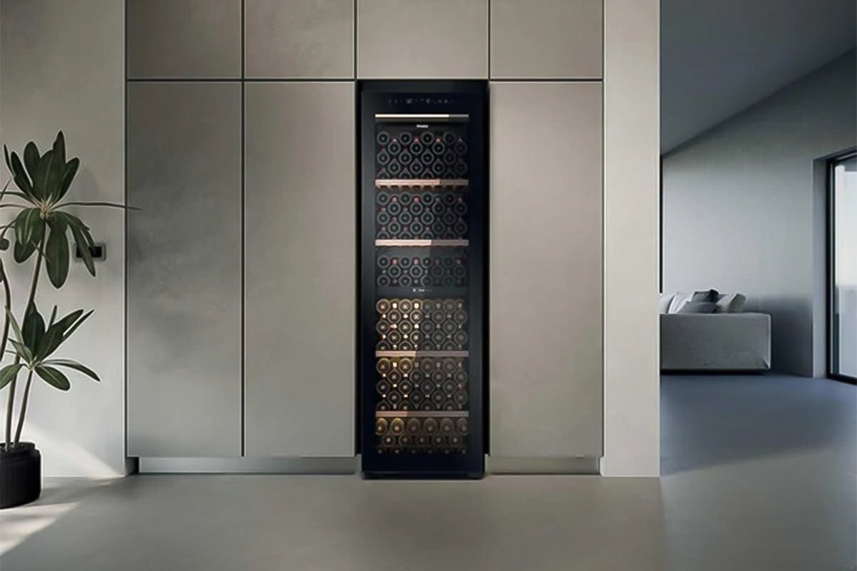 Haier Winery 7 Freestanding 201 Bottles Wine Cooler | HWS201GDFH1K-2