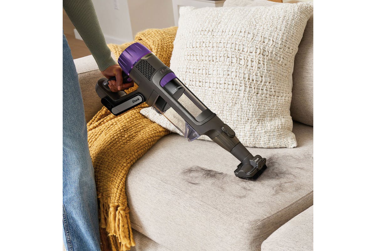 Shark PowerDetect Clean & Empty Cordless Pet Vacuum Cleaner | IP3251UKT-6