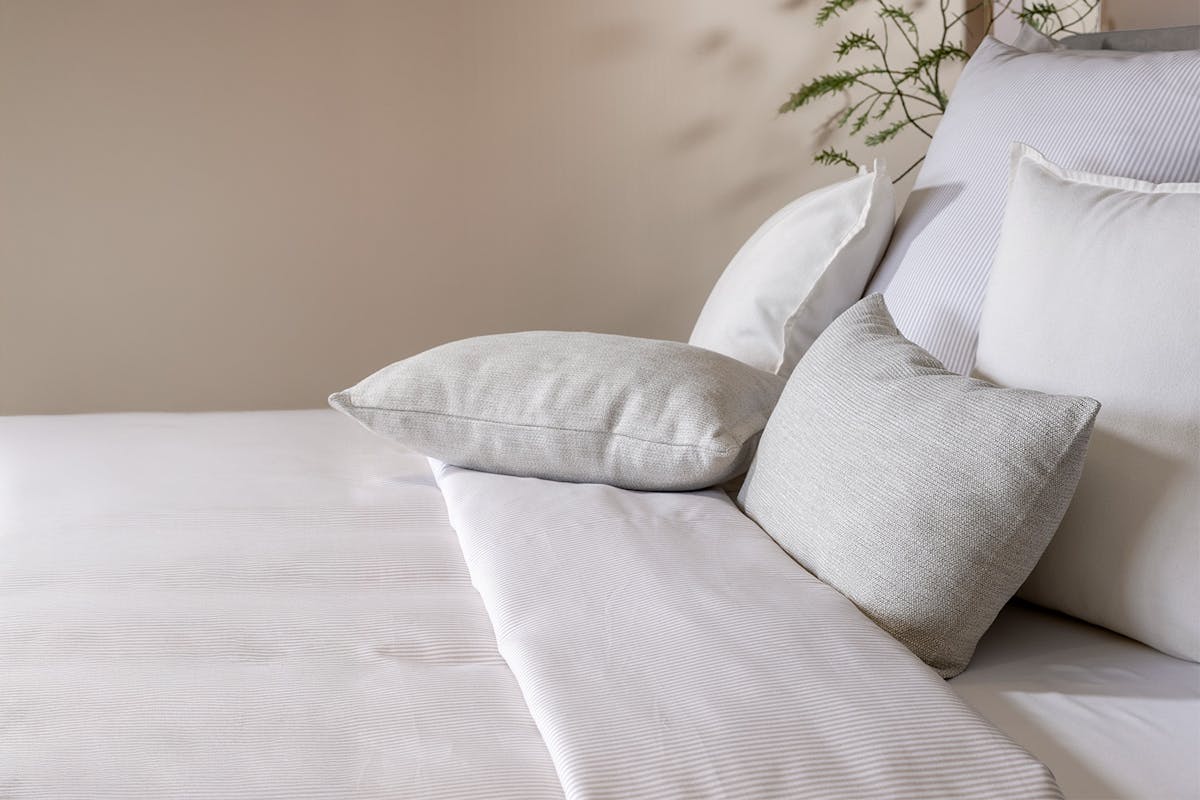 Mistral Home | Bengal Stripe Duvet Cover Set | Beige/White | King-2