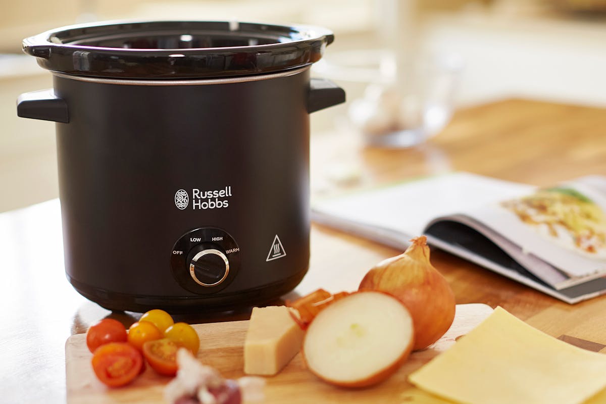 Russell Hobbs 3.5L Chalk Board Slow Cooker | 24180 | Black-9