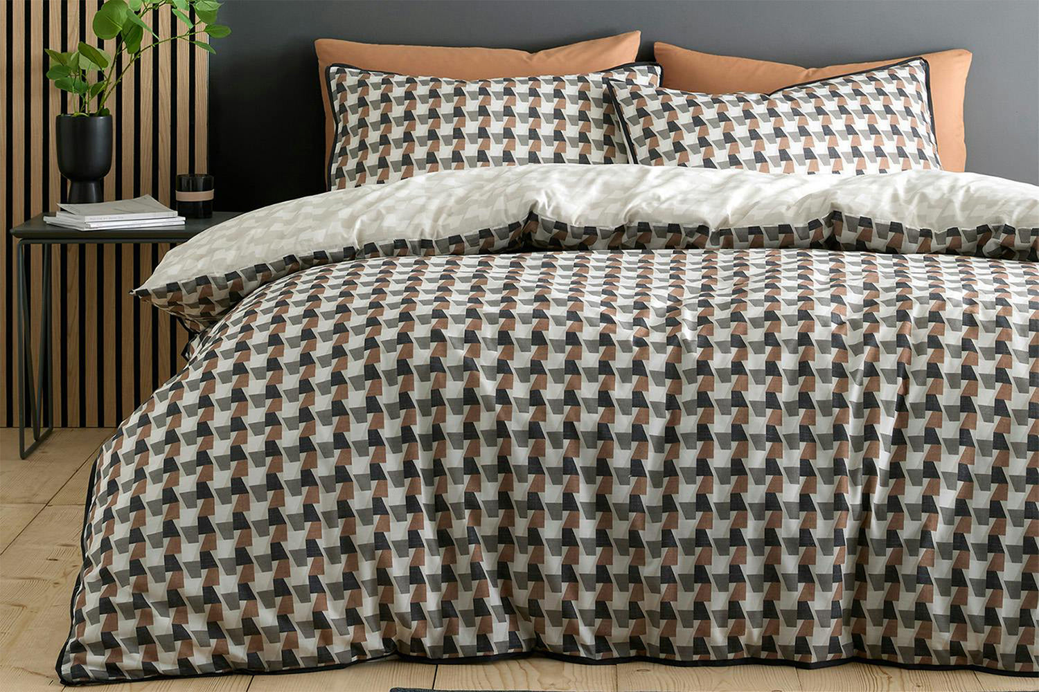 Appletree | Jett Duvet Cover Set | Multicolour | Super King