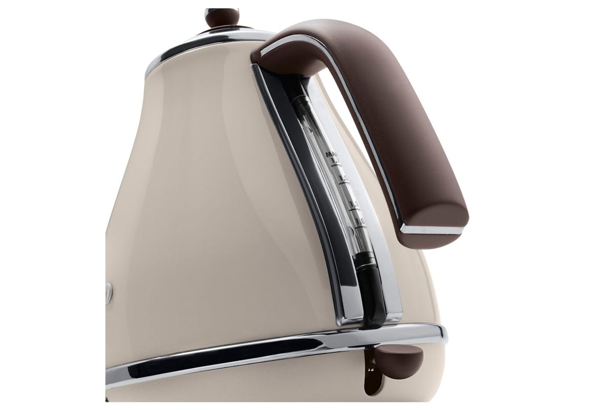DeLonghi 1.7L Icona Vintage Kettle | KBOV3001BG | Cream-4