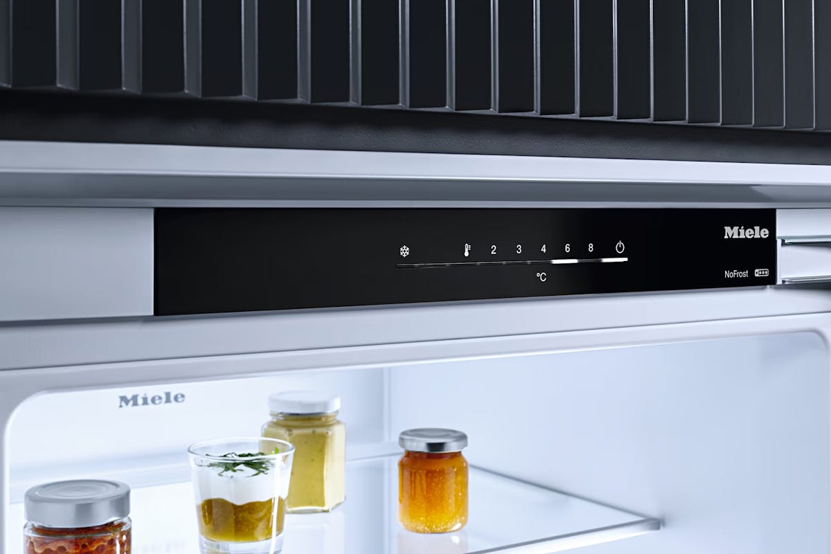 Miele Built-in Fridge Freezer | KDN7724E-8