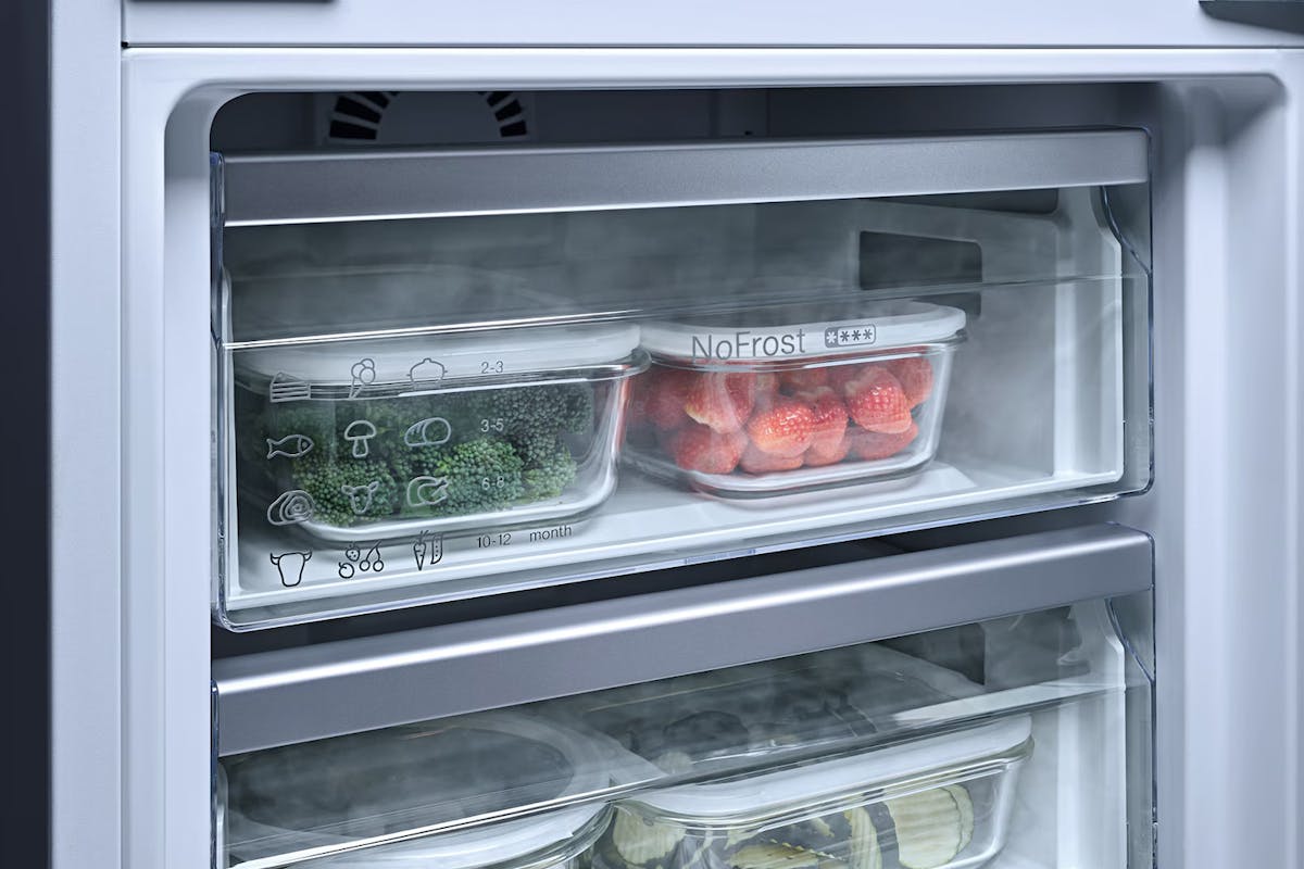 Miele Built-in Fridge Freezer | KDN7724E-9