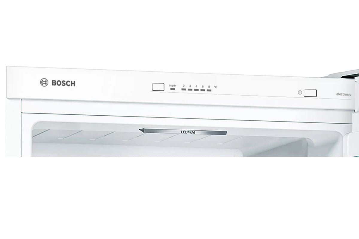 Bosch Series 4 Freestanding Fridge Freezer | KGV39VWEAG-5