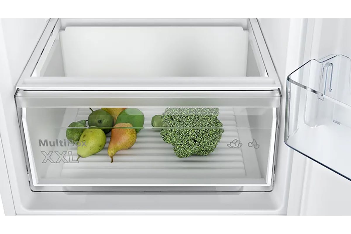 Bosch Series 2 Built-in Fridge Freezer | KIN85NSE0G-7