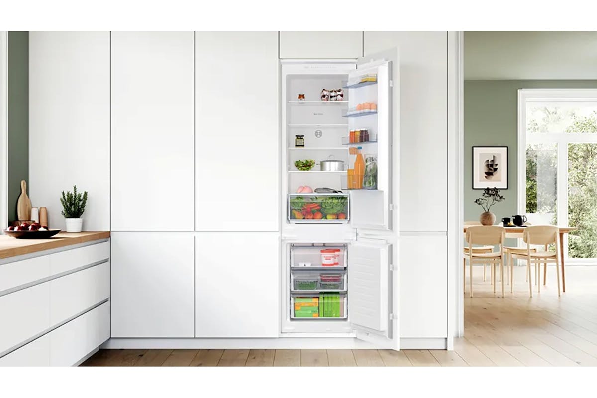 Bosch Series 2 Built-in Fridge Freezer | KIN96NSE0G-2