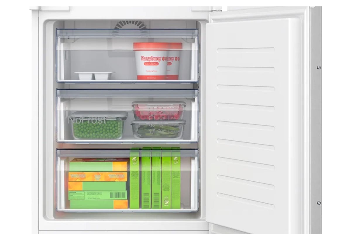 Bosch Series 2 Built-in Fridge Freezer | KIN96NSE0G-6