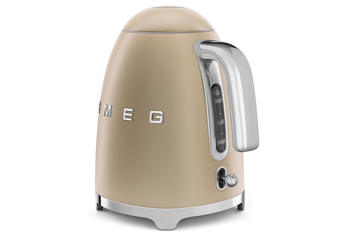 Smeg 1.7L 50's Style Kettle | KLF03CHMUK | Champagne Gold-7
