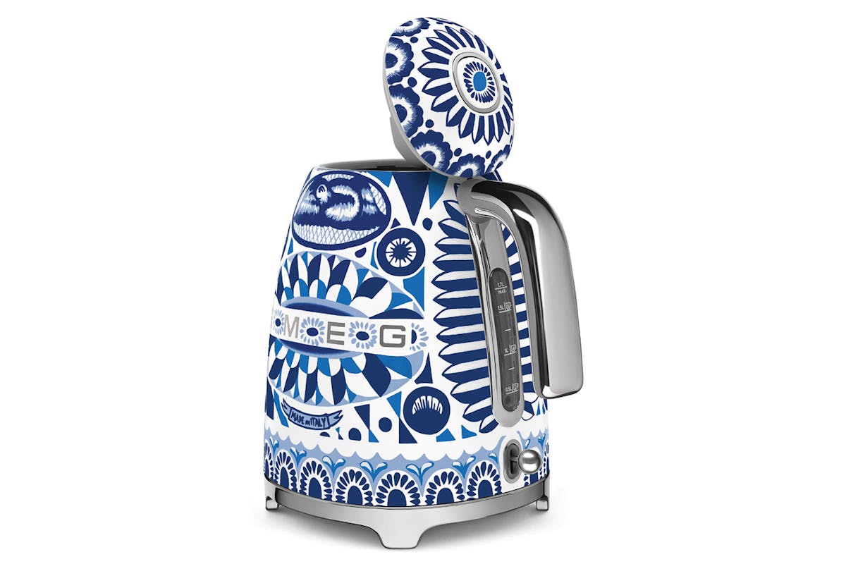 Smeg 1.7L 50's Style Dolce & Gabbana Kettle | KLF03DGBUK-10