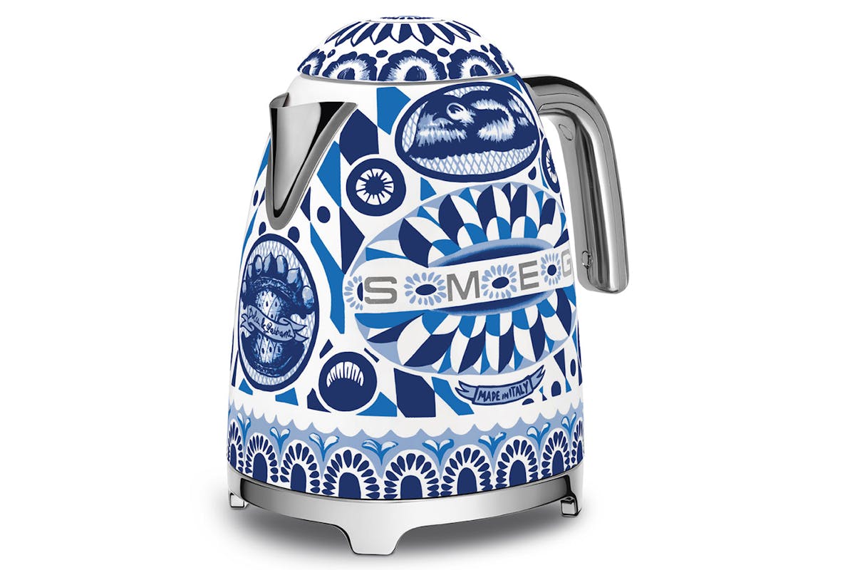Smeg 1.7L 50's Style Dolce & Gabbana Kettle | KLF03DGBUK-3
