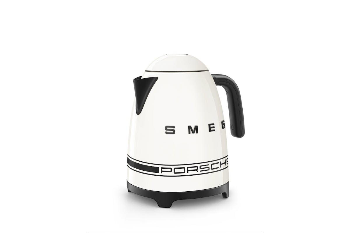 Smeg 1.7L 50's Style Porsche Kettle | KLF03PCWUK | Carrara White-3