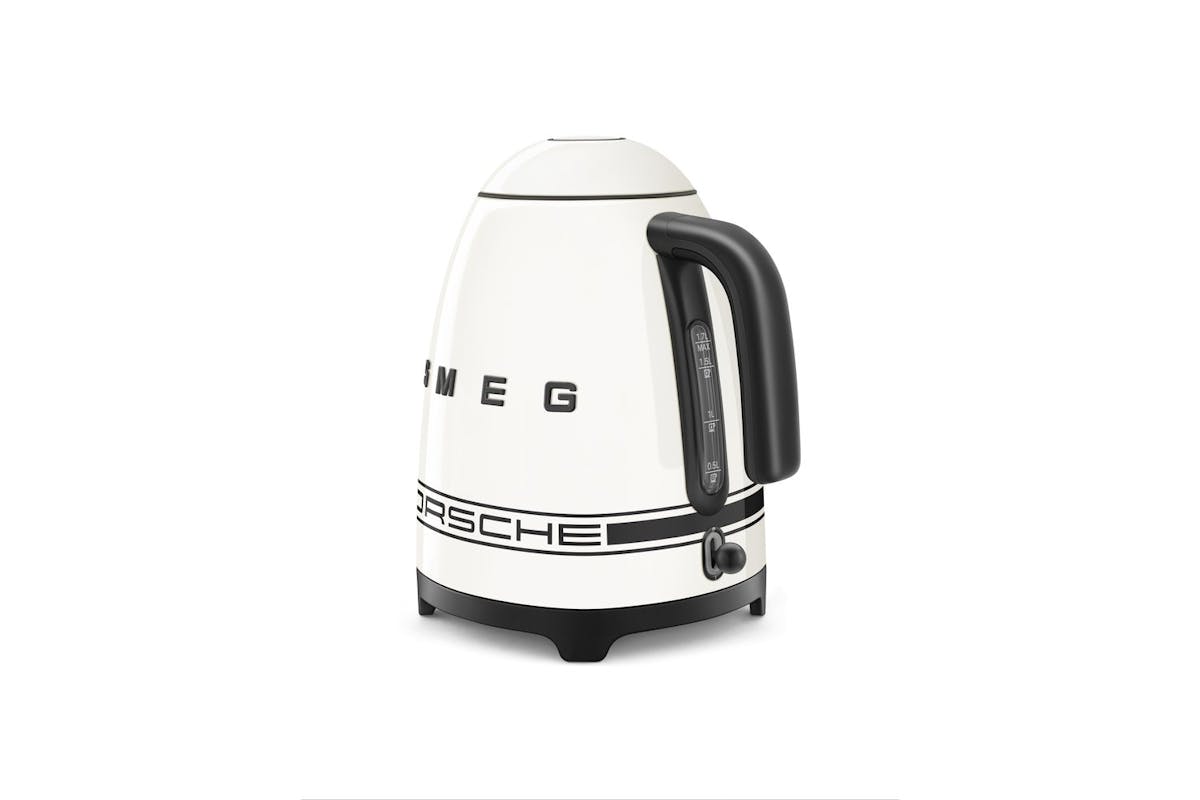 Smeg 1.7L 50's Style Porsche Kettle | KLF03PCWUK | Carrara White-5