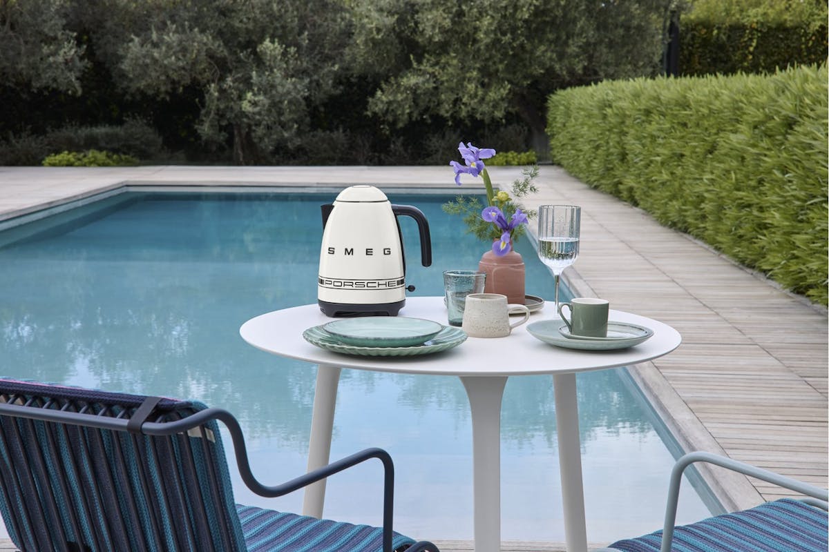 Smeg 1.7L 50's Style Porsche Kettle | KLF03PCWUK | Carrara White-4