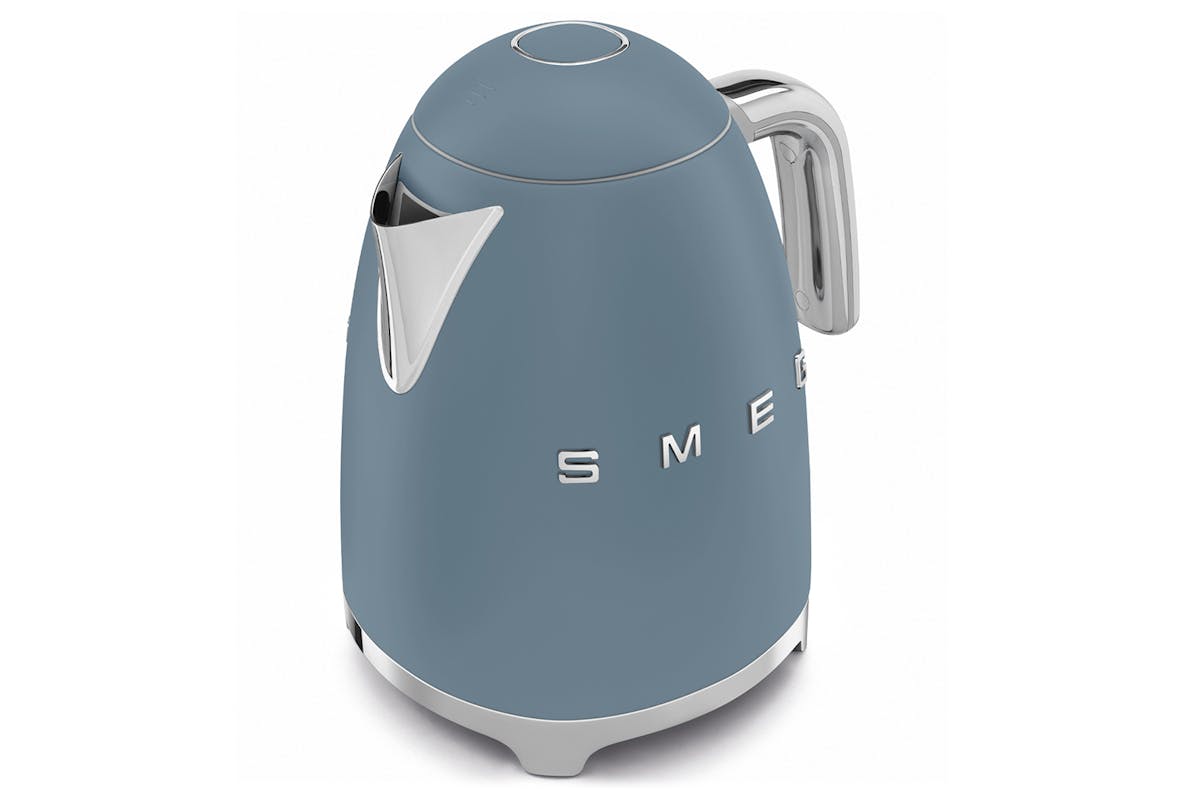 Smeg 1.7L 50's Style Kettle | KLF03SBMUK | Storm Blue-4