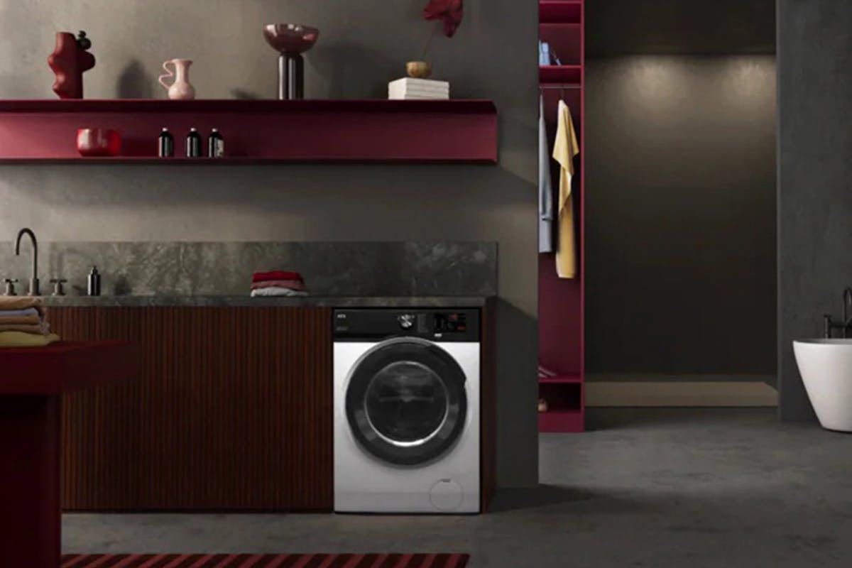 AEG Series 6000 10kg Washing Machine | LFED61144B-2