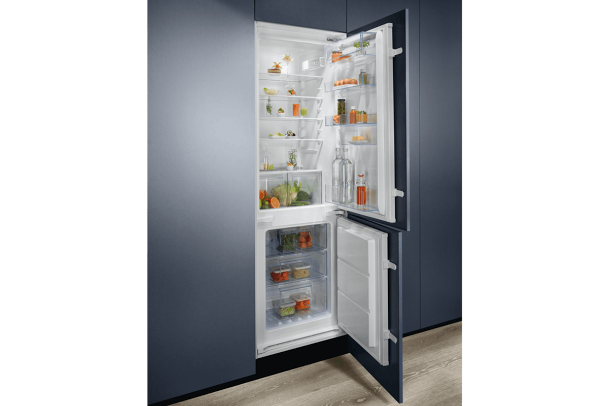 Electrolux Integrated Fridge Freezer | LNT6NE18S-2