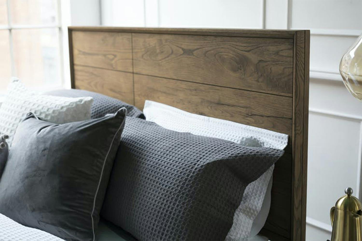 Hamilton Bed Frame | Double | 4ft6 | Aged Oak Veneer-10