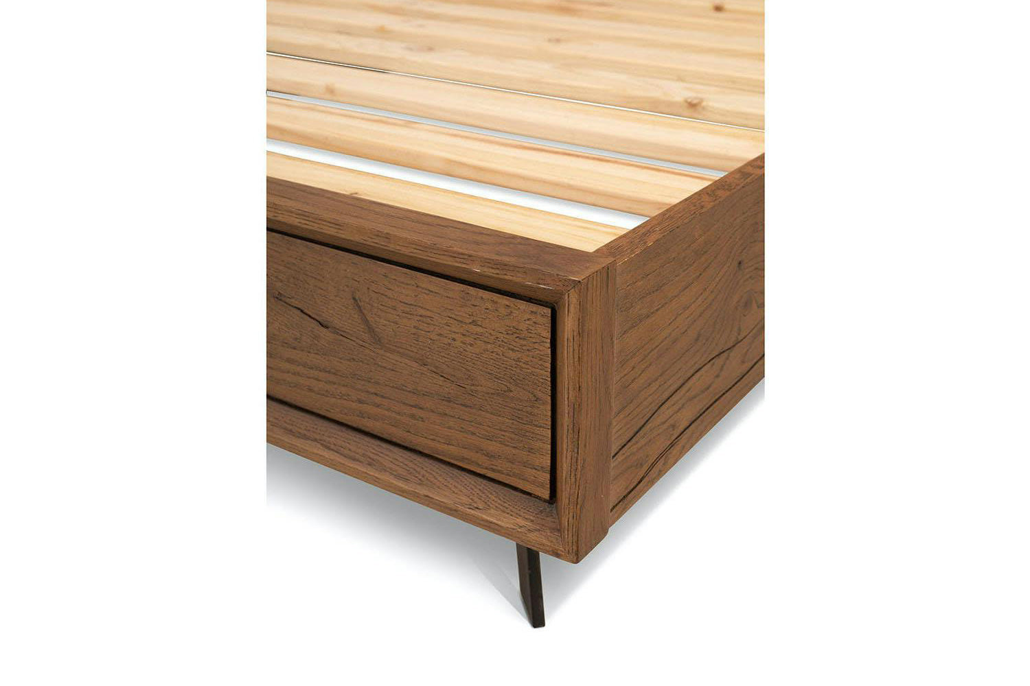 Hamilton Bed Frame | Double | 4ft6 | Aged Oak Veneer-7