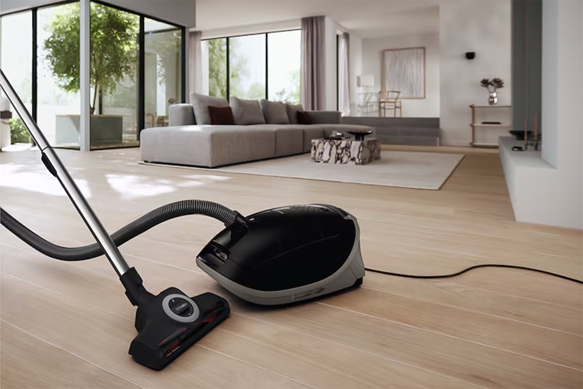 Miele Guard M1 Cat & Dog Bagged Cylinder Vacuum Cleaner | M1CAT&DOG-7