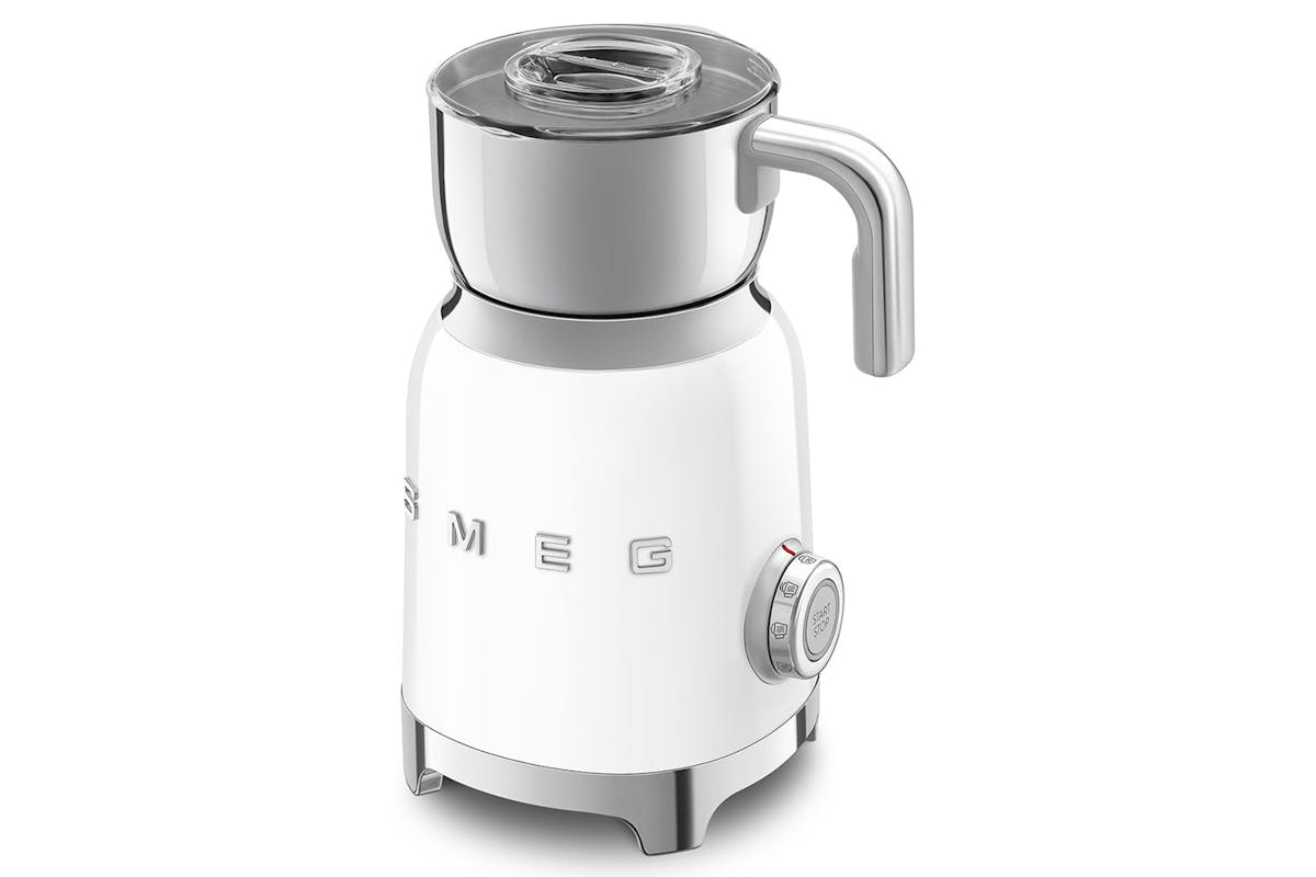 Smeg 50's Style Milk Frother | MFF11WHUK | White-3