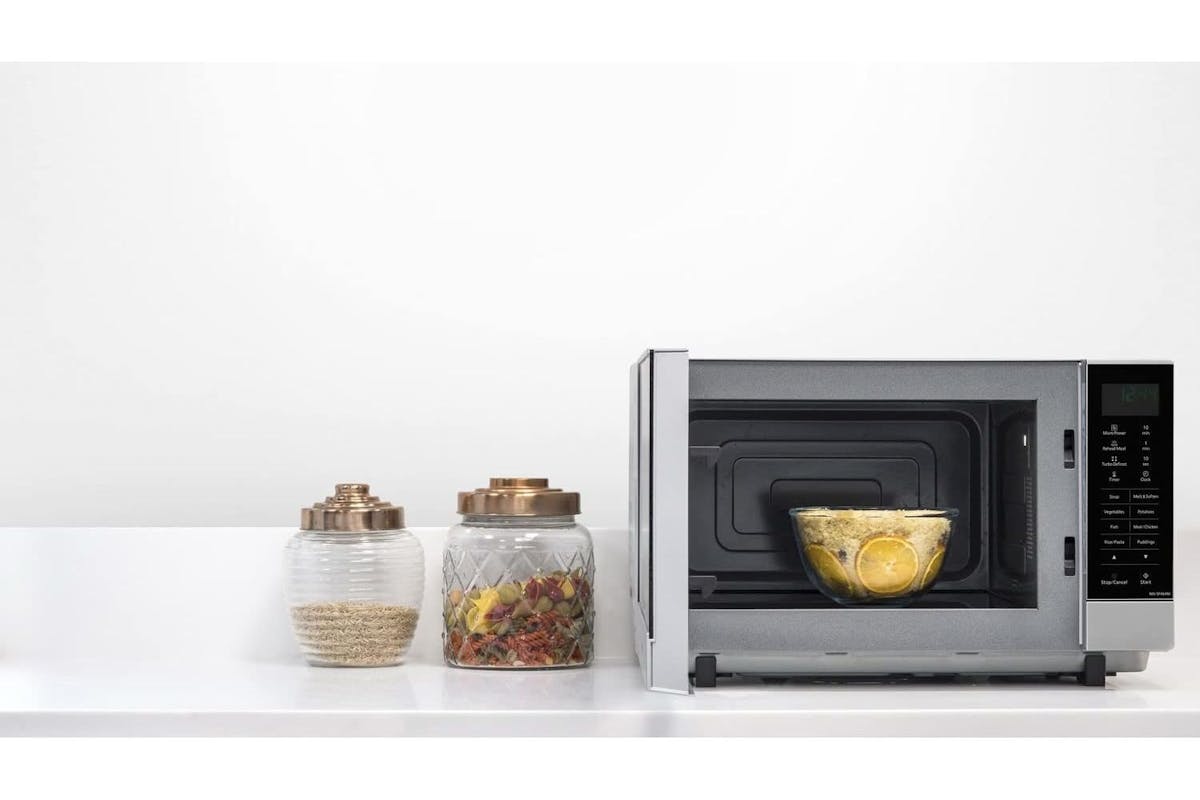 Panasonic | Standard Flatbed Microwave | 27l 1000w | MICR10B-3