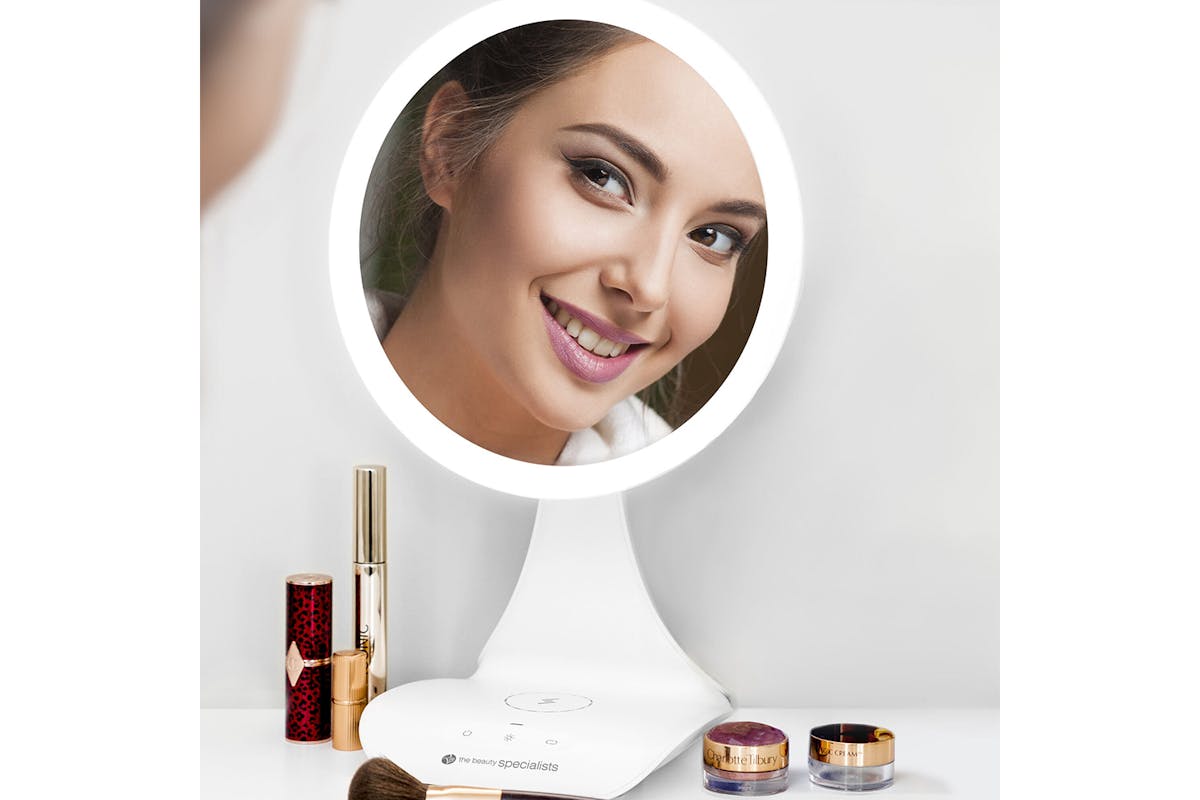 Rio 5x Magnification LED Makeup Mirror with Wireless Charging Station-10