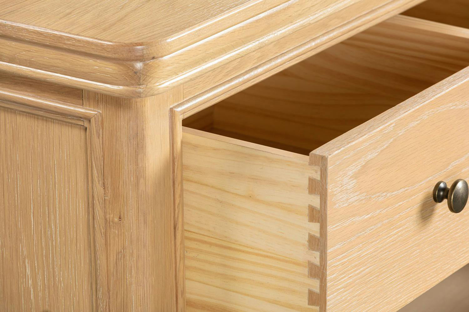 Montreal Chest Of Drawer | 5 Drawer | Natural-7