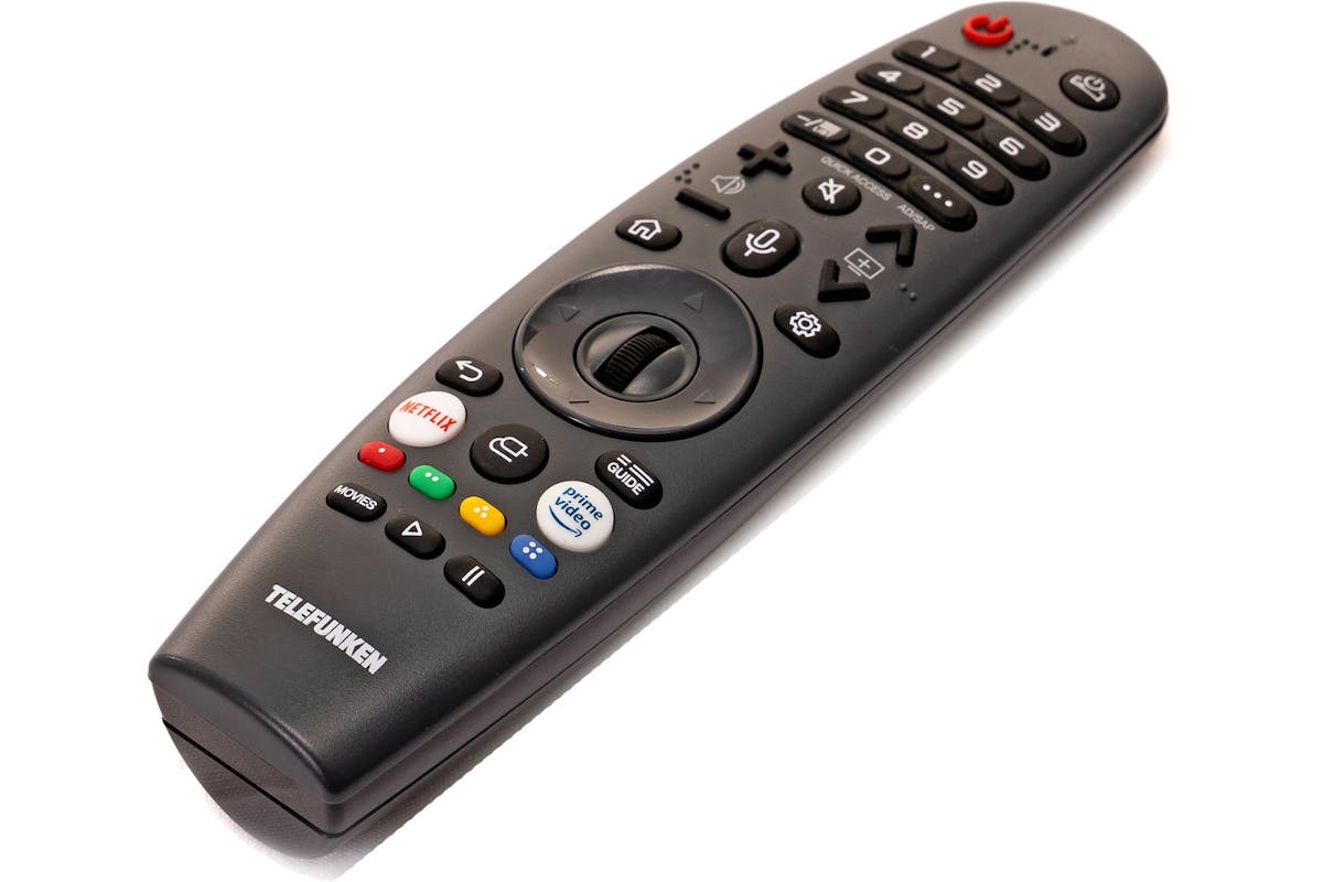 Telefunken 55" QLED 4K Soundbar WebOS Smart TV-5